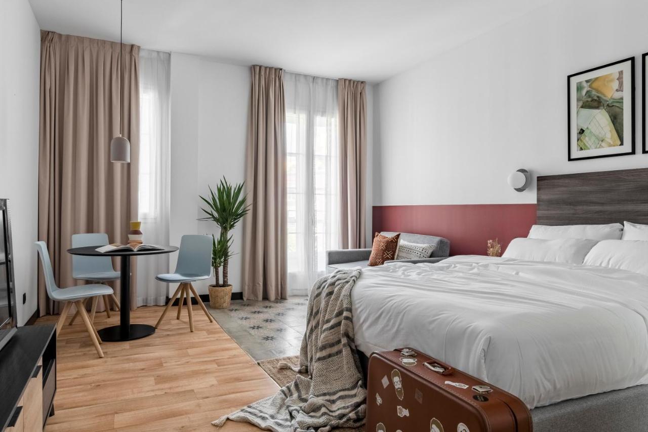 Bob W Arte Aparthotel Мадрид Екстериор снимка